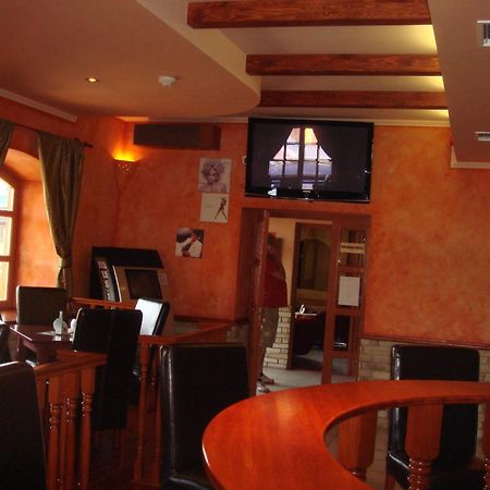 Platan Panzio Bed & Breakfast Nagyszenas Exterior photo