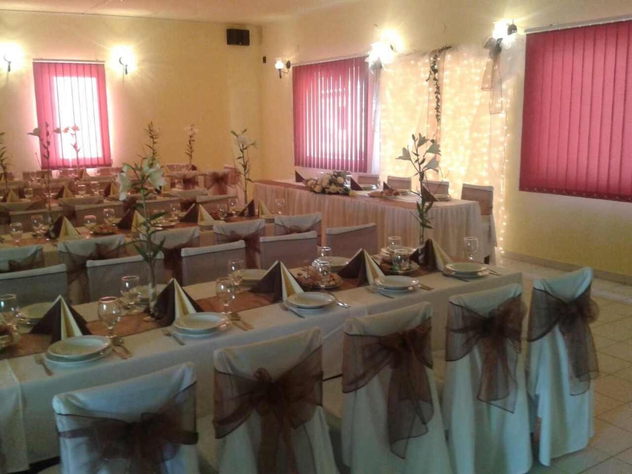 Platan Panzio Bed & Breakfast Nagyszenas Exterior photo